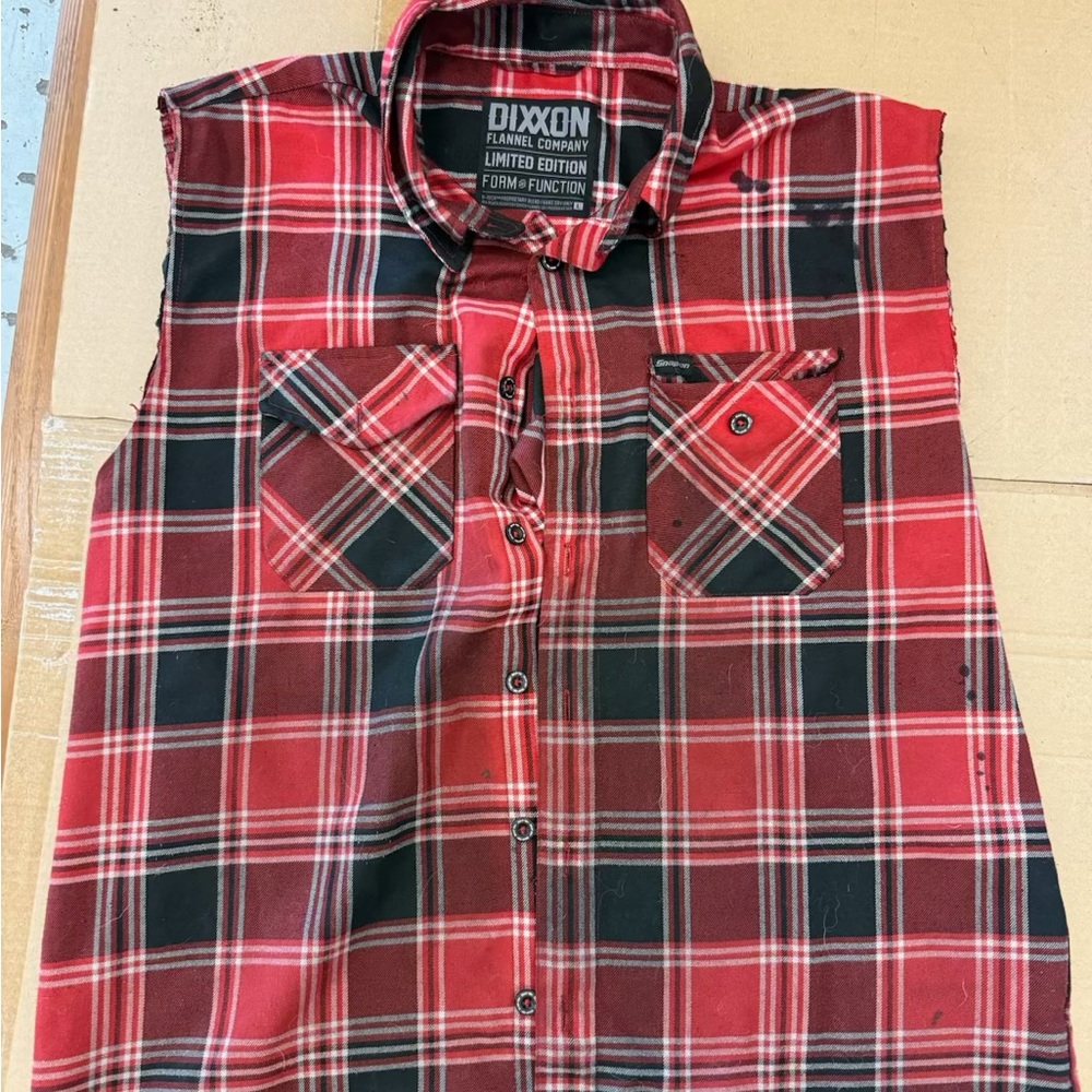 DIXXON Red and Black Sleeveless Plaid Shirt